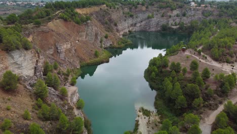 aproximación de drones al lago pelag gran y las minas de yeso