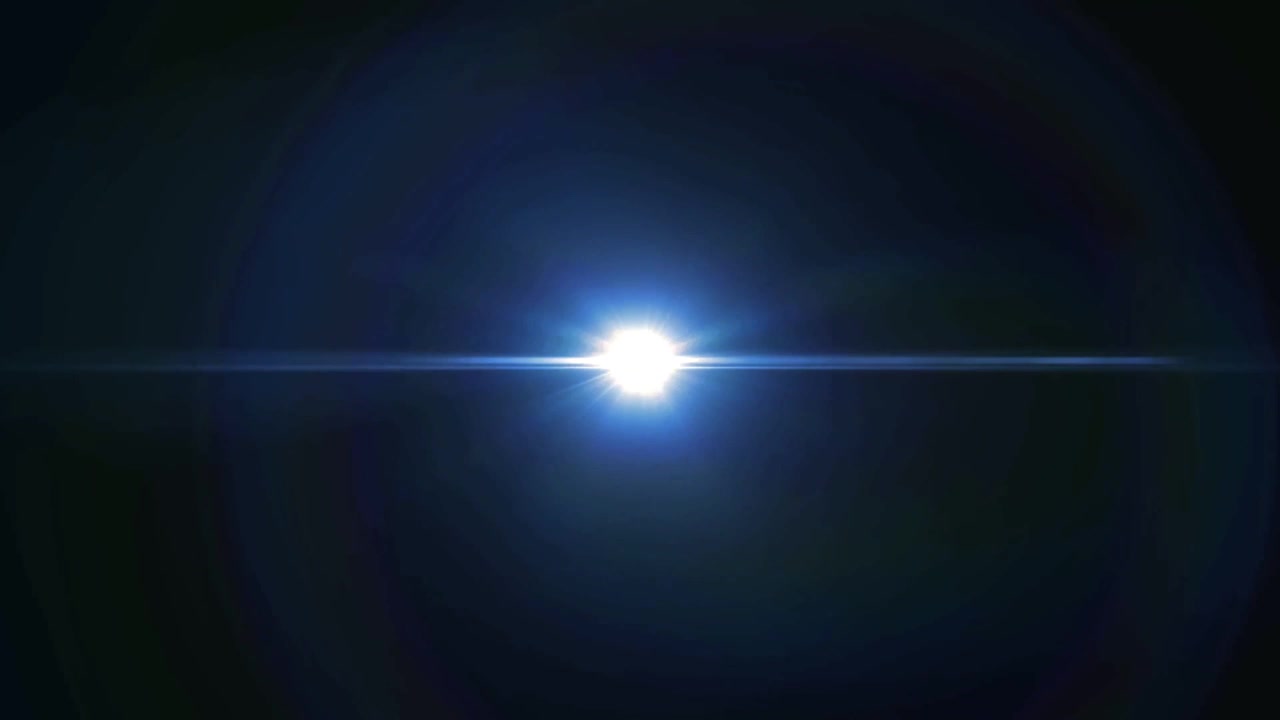 Bagliore realistico dell'obiettivo su sfondo nero.