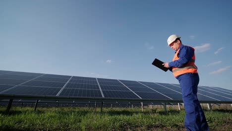 inspector examination of photovoltaic modules, solar panels