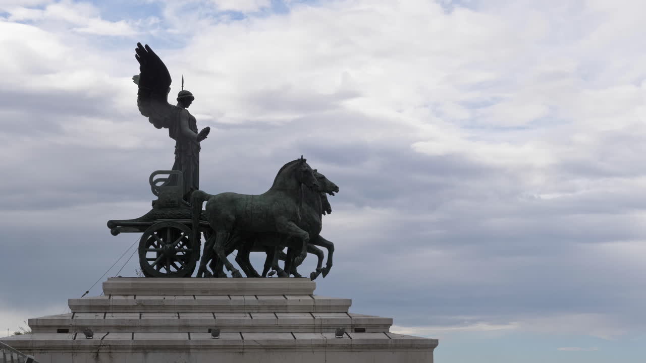 площадь венеции - день