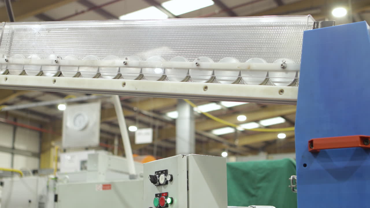 제조 생산 중에 자동화 된 산업 기계