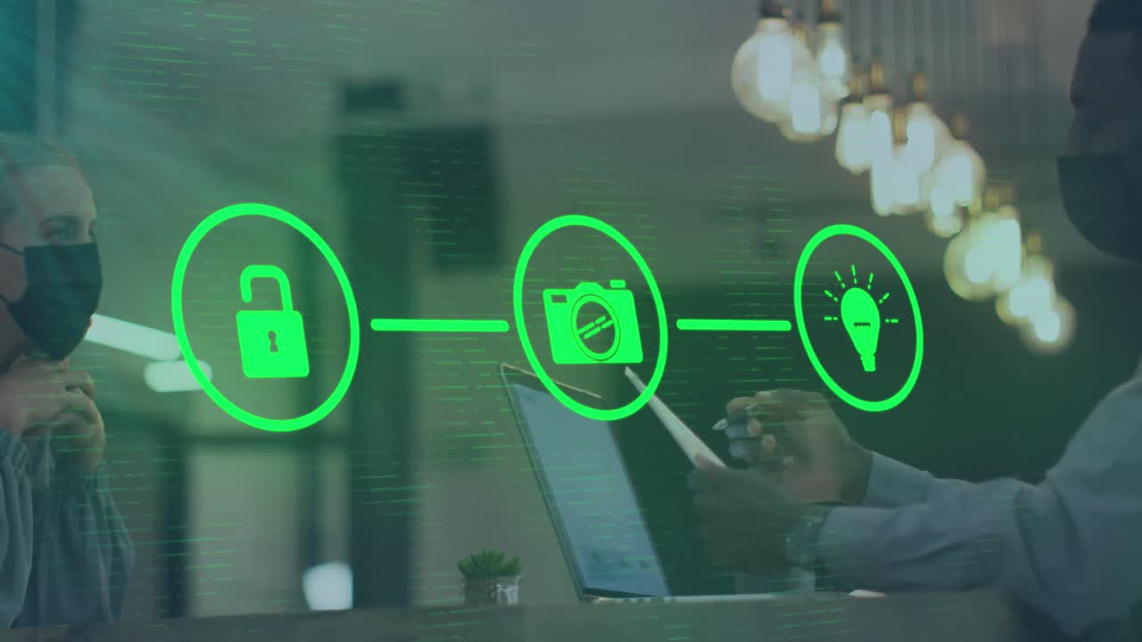 animación de iconos digitales sobre recepcionista afroamericano hablando con una mujer caucásica