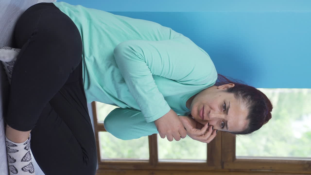 정신분열증 환자의 수직 비디오입니다.