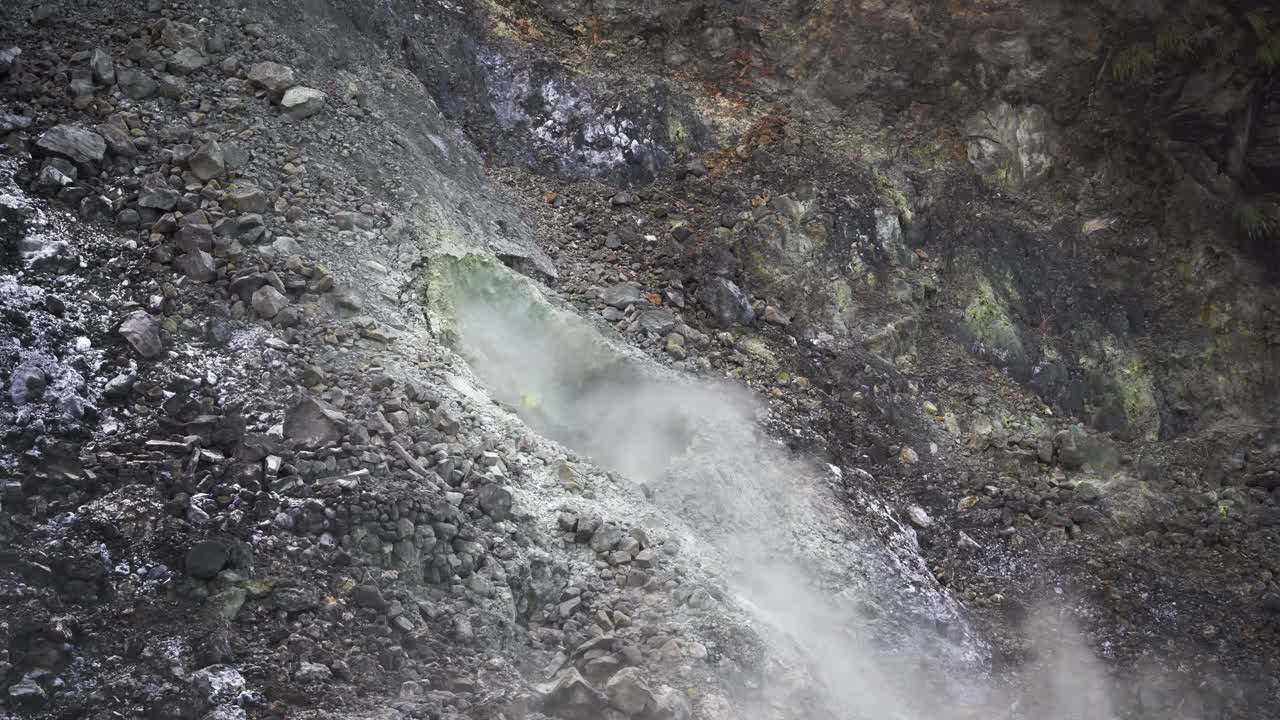 Mist from the ground in Xiaoyoukeng