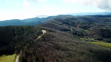 Empujón-Aéreo-Blue-Ridge-Parkway-Cerca-De-Blowing-Rock-Nc,-Soplando-Rock-Carolina-Del-Norte,-Boone-Nc,-Boone-Carolina-Del-Norte