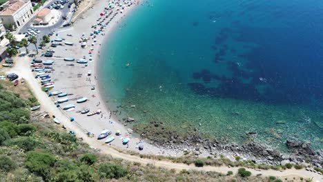 This-people-is-reasting-in-the-sicily-ocean-of-italy