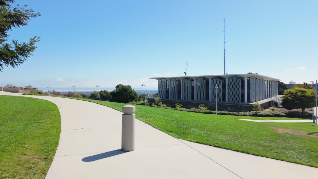 College of San Mateo showcases classroom buildings, tree-lined walkways, and a balance of architecture with natural surroundings