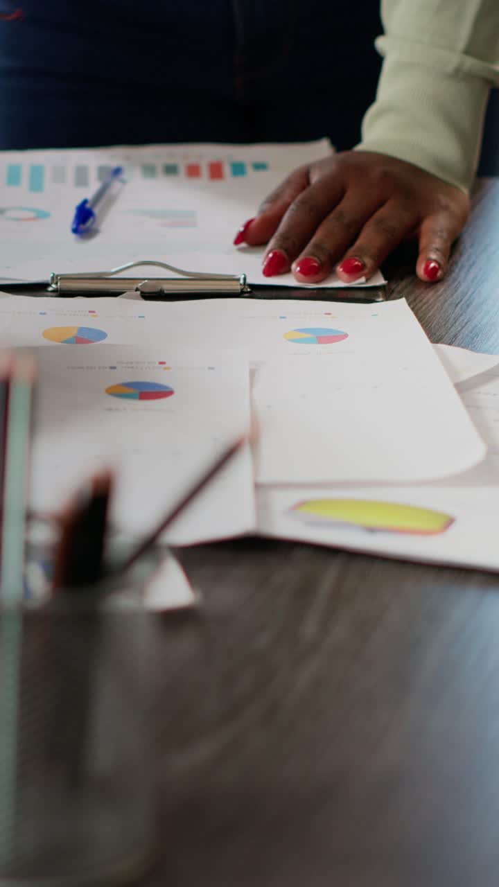 cuadros y gráficos comerciales