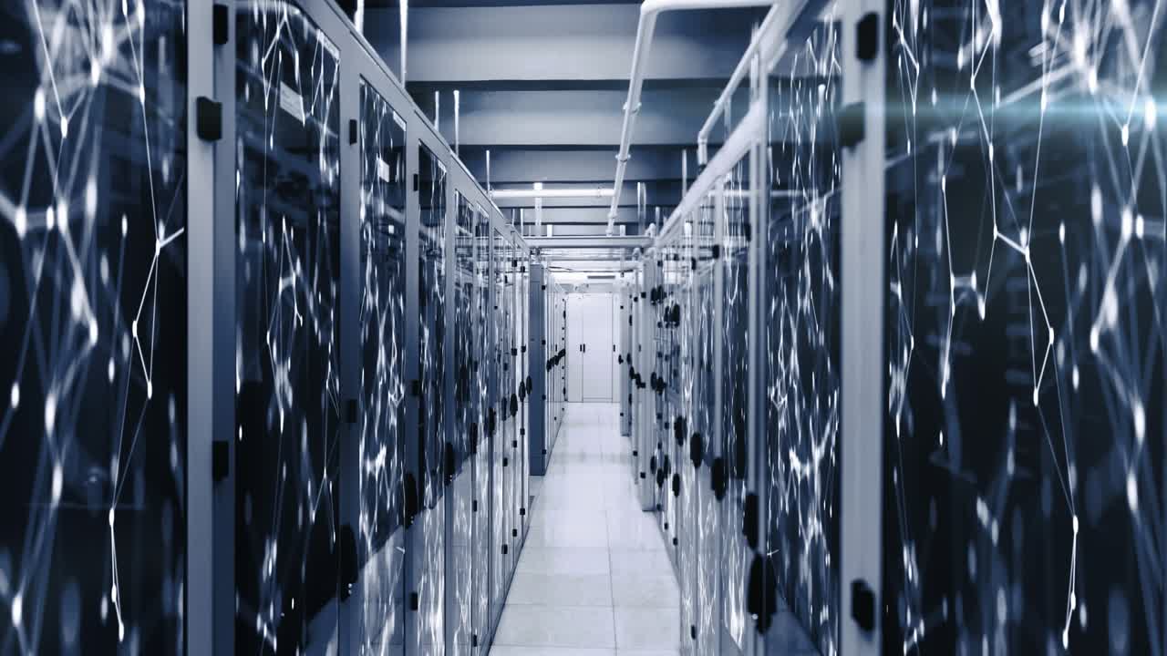 Animasjon av globus og former over et serverrom.