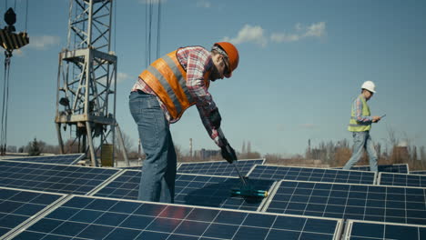 solar panel maintenance