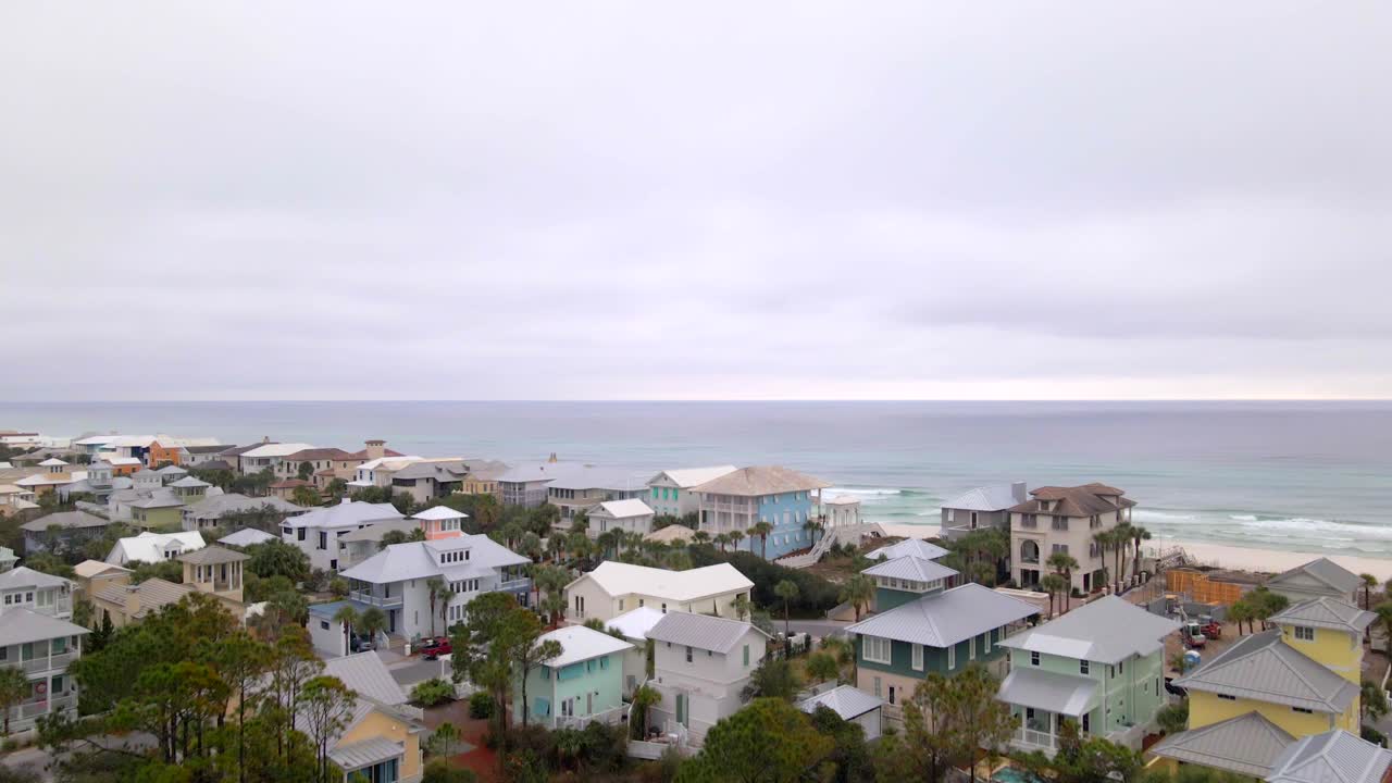 30a, florida-7의 주거 지역 상공 비행