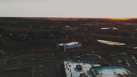 capturar la mística del desarrollo inacabado y abandonado en medio de un paisaje urbano desolado