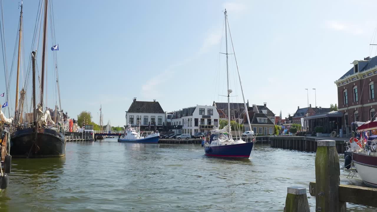 escena del canal en una ciudad holandesa