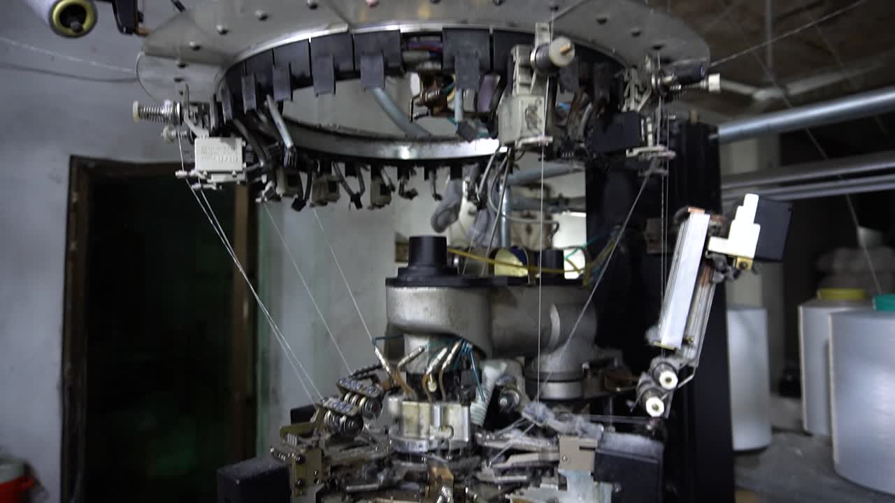 파키스탄 라호르 의 양말 생산 기계 공장