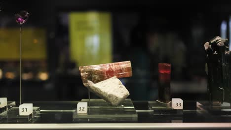 exhibit of minerals and crystals in edinburgh