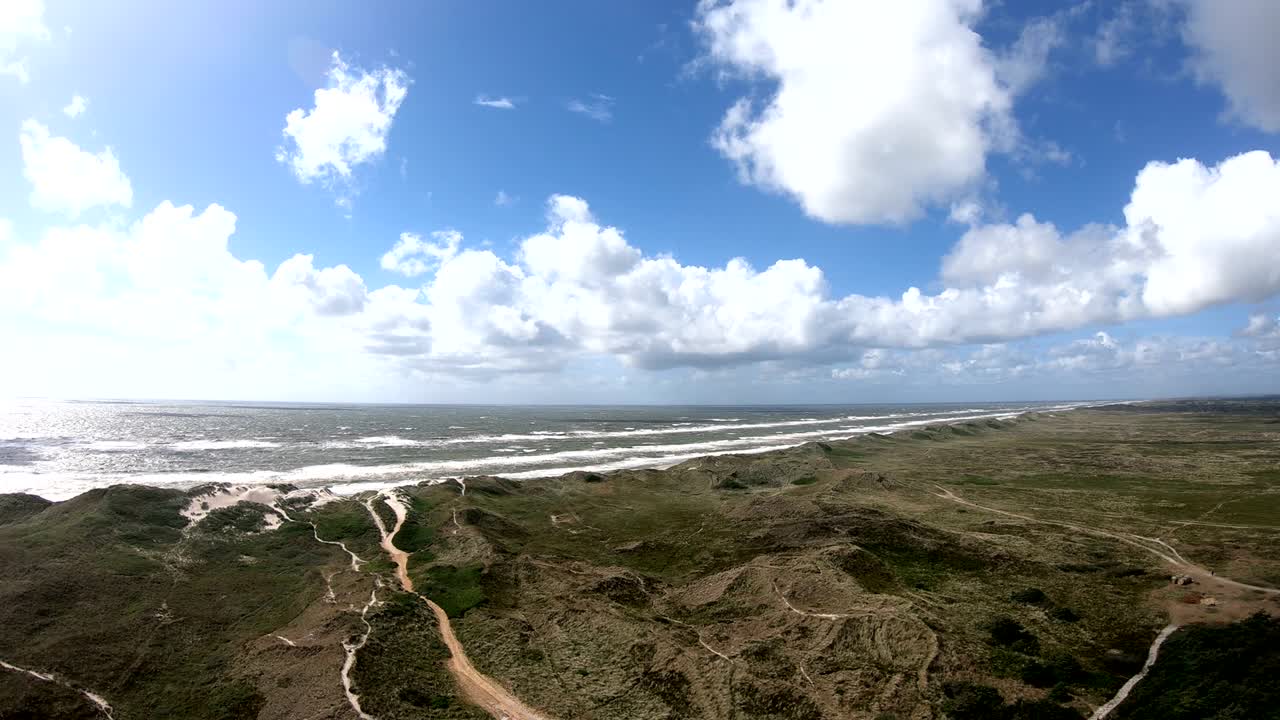 paisaje de dunas con hierba de marram, dunas de hierba, lyngvig, mar del norte, hvide sande, protección de diques, jutlandia, dinamarca, 4k