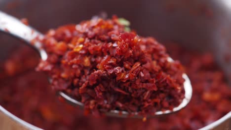 flocos de pimienta roja triturados