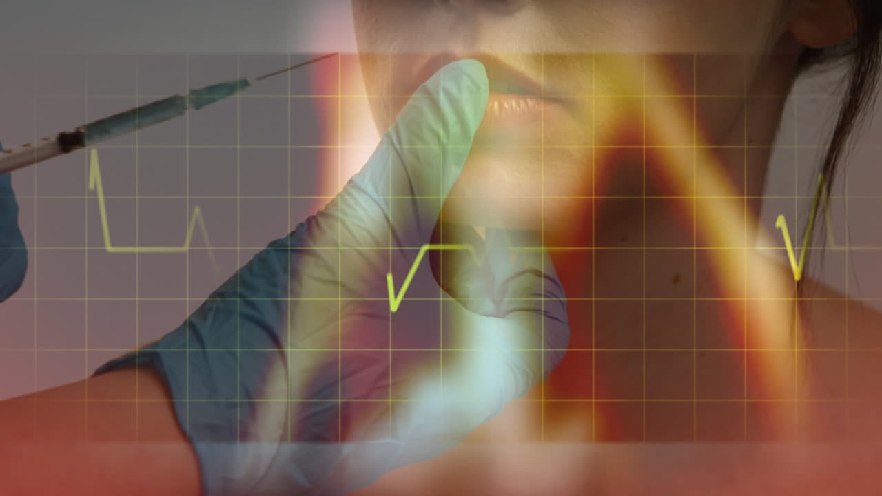 animación de datos con una mujer agrandando sus labios en una clínica