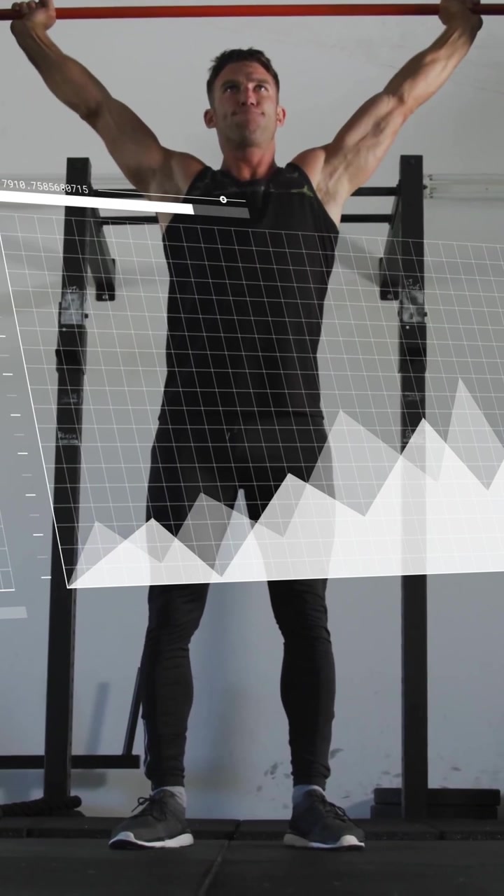 Animazione di elaborazione dati e diagrammi su uomo caucasico che solleva un bilanciere in palestra