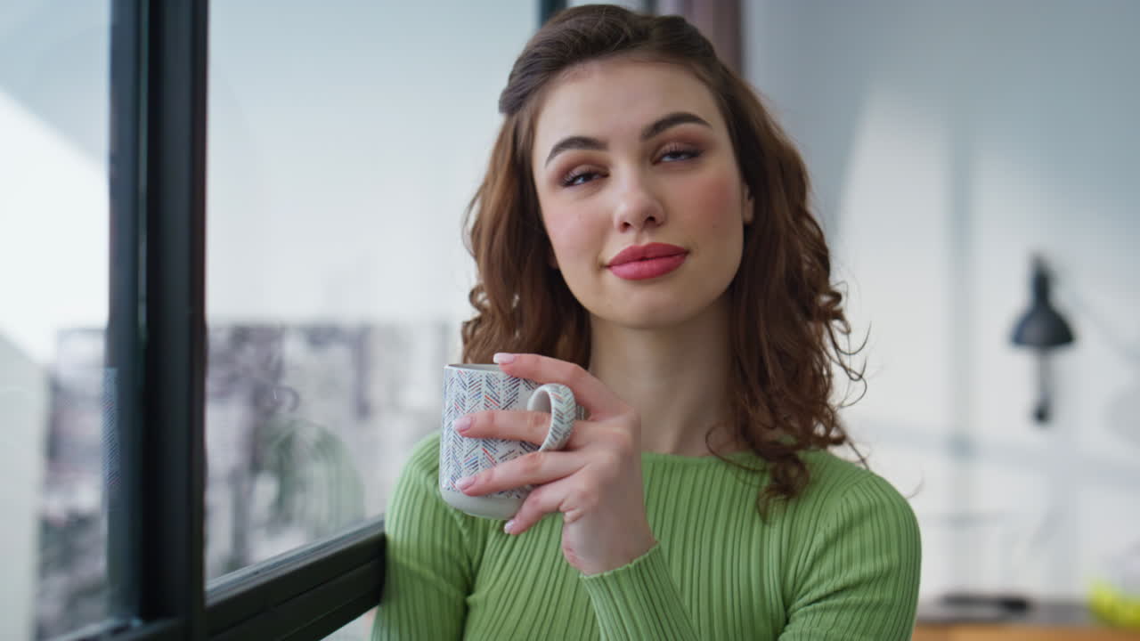 Smiling lady resting office with coffee cup closeup. manager relaxing