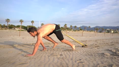 Kettlebell-Vier-Prop-Rennen,-Während-Die-Sonne-Aufgeht