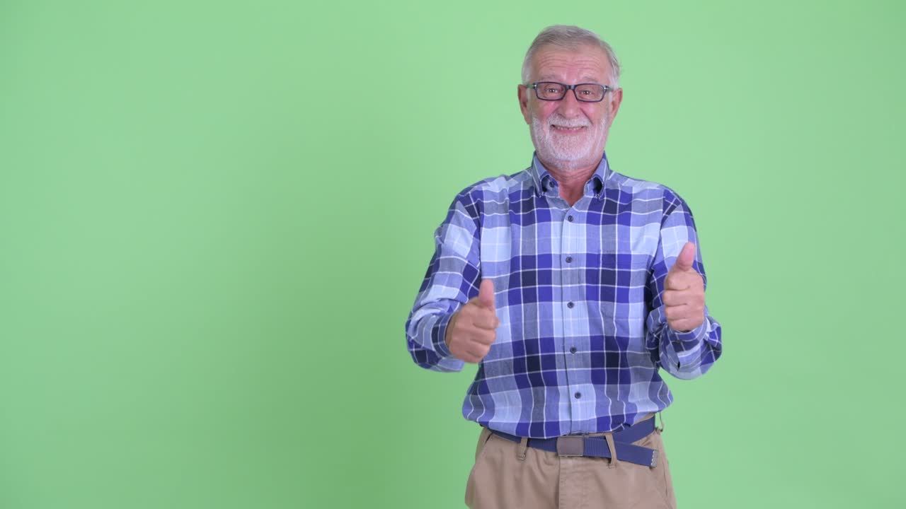 hombre hipster con barba y guapo.