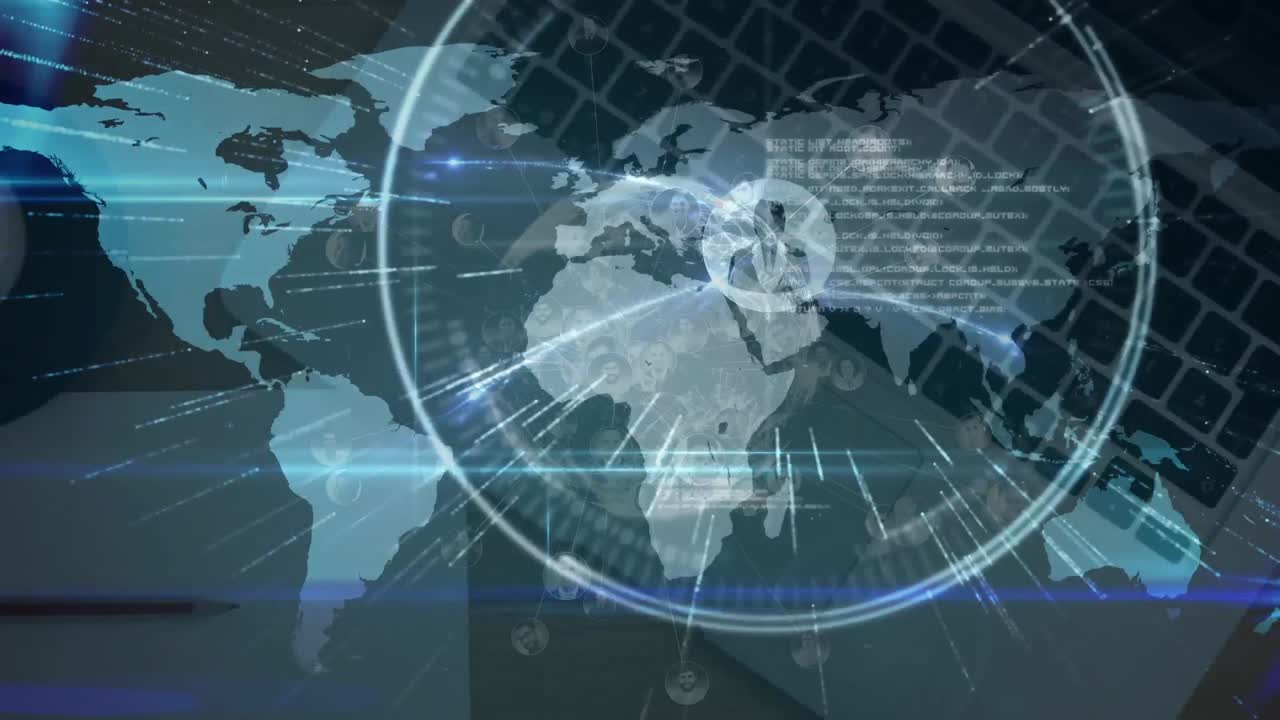 노트북에서 세계 지도와 통계와 연결된 네트워크와 함께 지구의 애니메이션