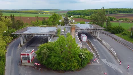 Hataratkelo-Bucsu-Border-Between-Austria-And-Hungary-In-Bucsu,-Vas-County,-Hungary