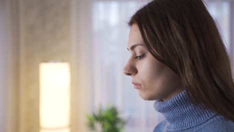 Portrait-of-thoughtful-young-woman.