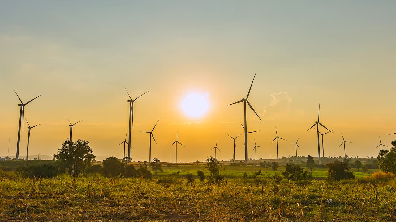 Vista em time-lapse 4K de turbinas eólicas na Tailândia