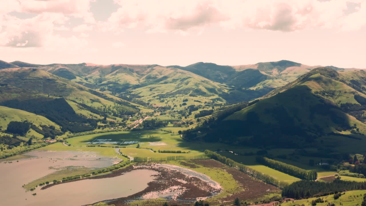 sol, europa, árboles, bosque, amarillo, encima, natural, el maletero, calzada, paisaje, coche, asfalto, camino, transporte, verano, montaña, temporada, sendero, parque, paisaje, vistoso, viaje, otoño