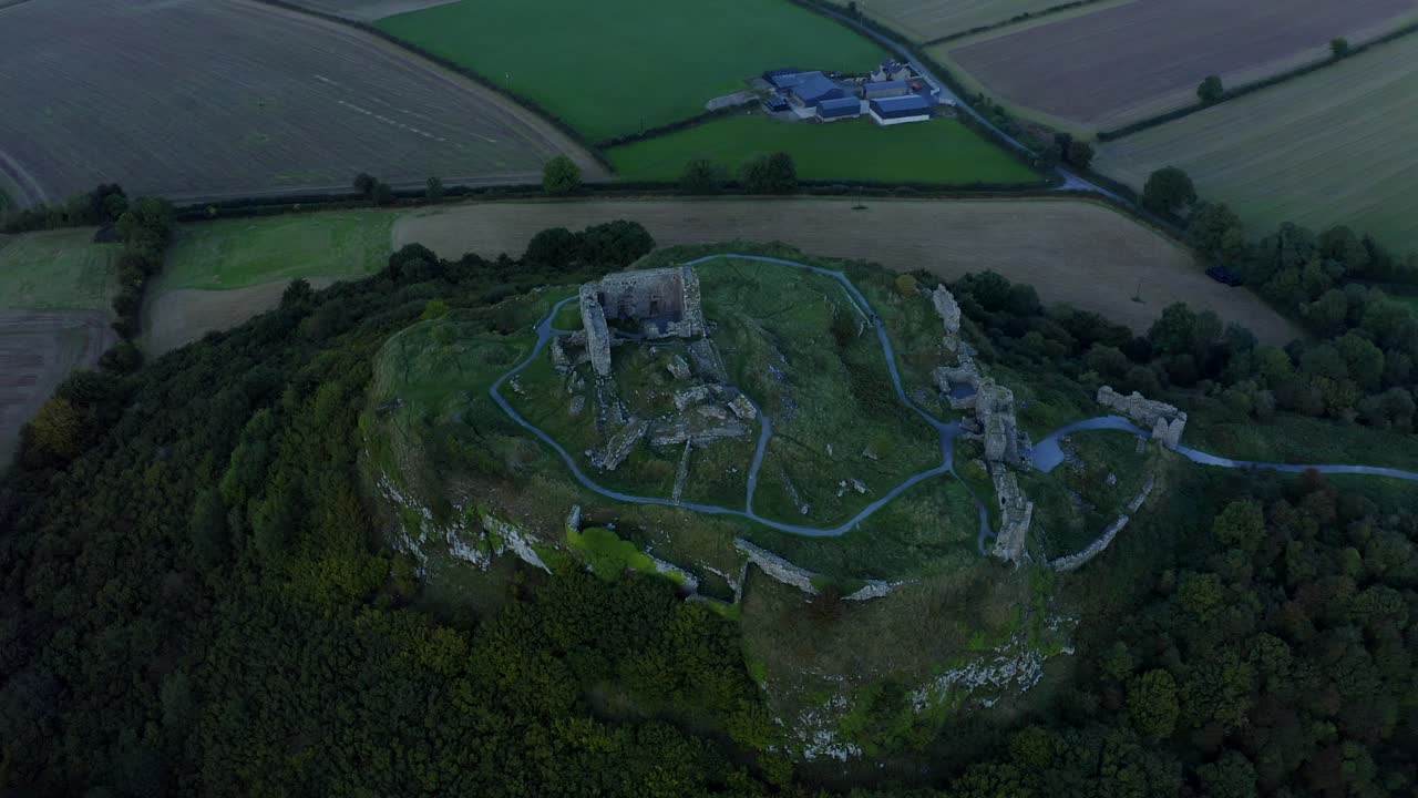 roca de dunamase, condado de laois, irlanda, septiembre de 2021