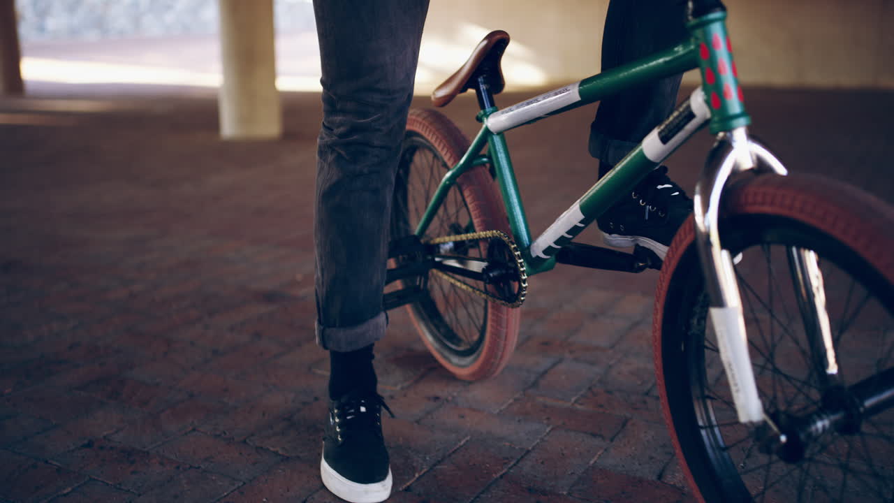 의심스러운 경우, 페달을 꺼내세요.