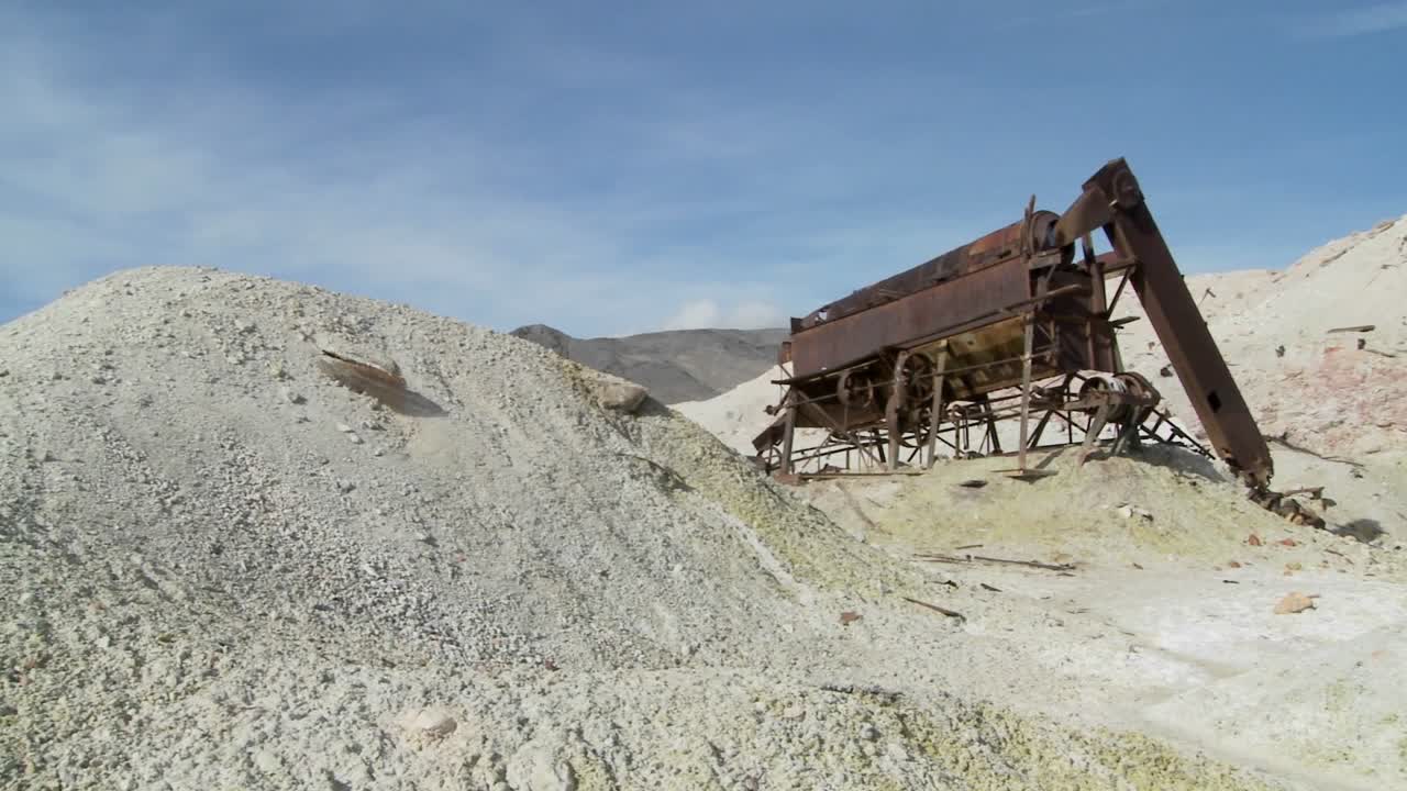 заброшенный серный рудник в долине смерти 3