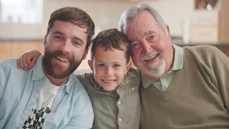 padre, hijo y abuelo con cara