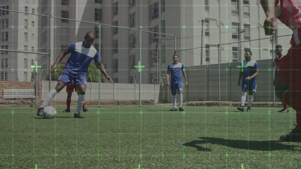 남자 축구 선수 두 팀이 잔디 필드에서 축구를 하는 비디오 게임 디지털 인터페이스