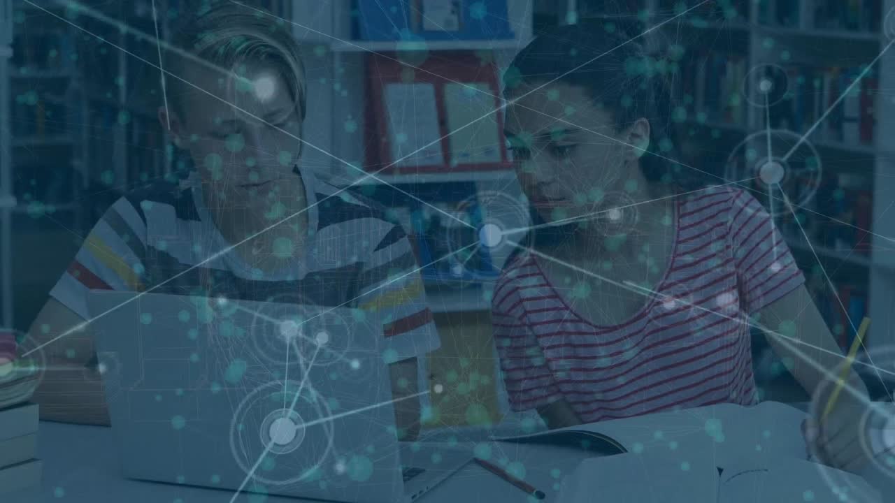 animación de una red de conexiones a través de una escolar usando una computadora