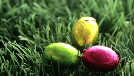 three easter eggs packed in aluminium