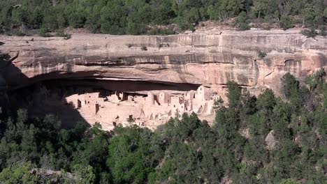 acérquese a las antiguas viviendas de los indios americanos en mesa verde colorado