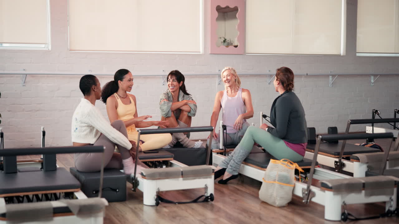 Kvindegruppe til pilates