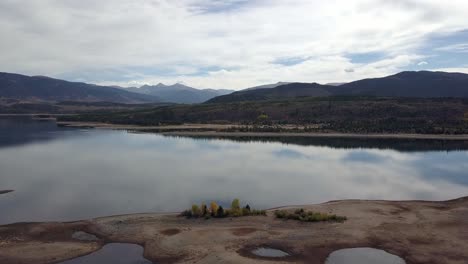 Lago-Azotado-Por-La-Sequía