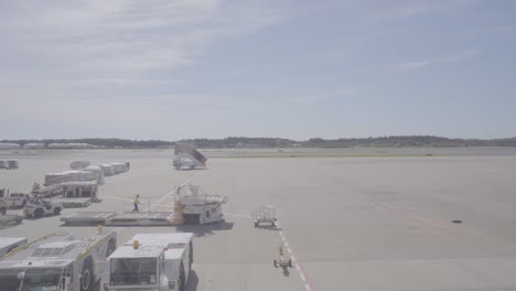 japanese-airport-timelapse