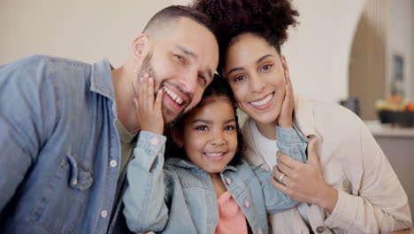 Portrait,-family-and-smile-at-home