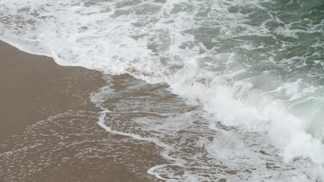 Diagonal-composition-of-waves-in-stormy-weather