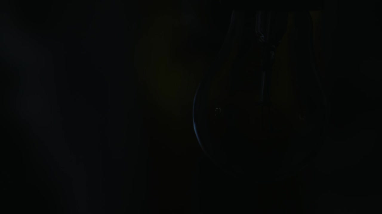 la bombilla se enciende y luego se apaga 1