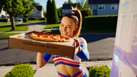cheerleader delivers pizza