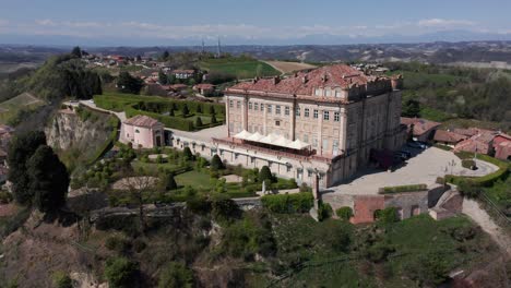 Cinematic-aerial-of-Castello-di-Guarene-in-Italy