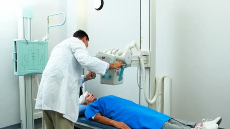 Senior-woman-undergoing-an-x-ray-test