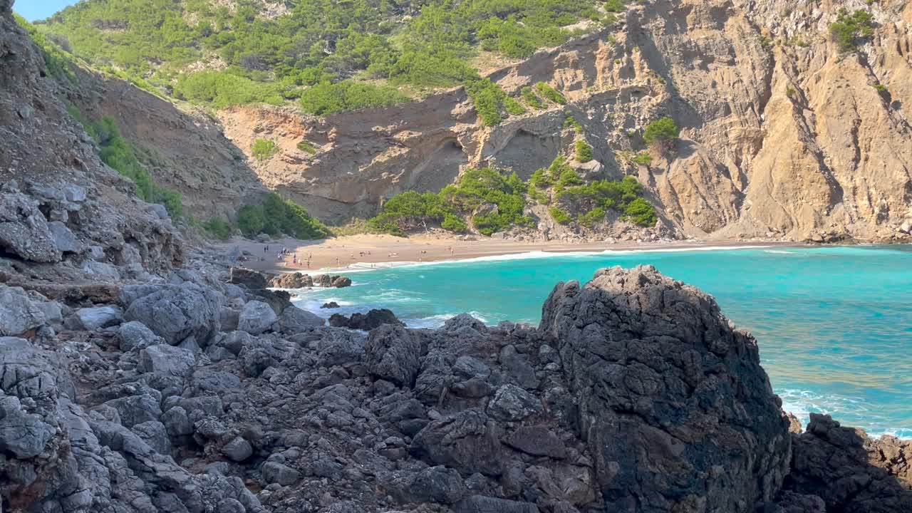 Spiaggia nascosta, Platja des Coll Baix, baia di Alcudia, Maiorca, Panoramica.