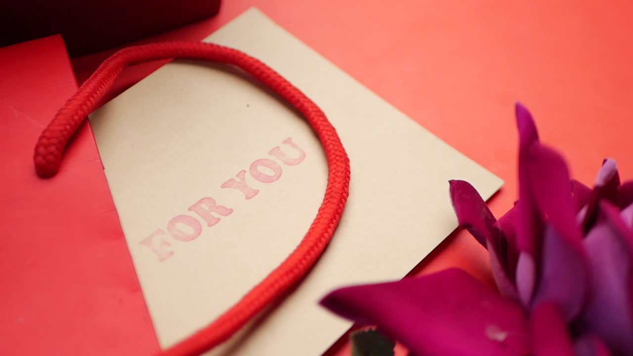 선물, 카드, 꽃 조리